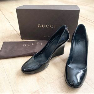 Gucci Vernice Naplack Black Wedges